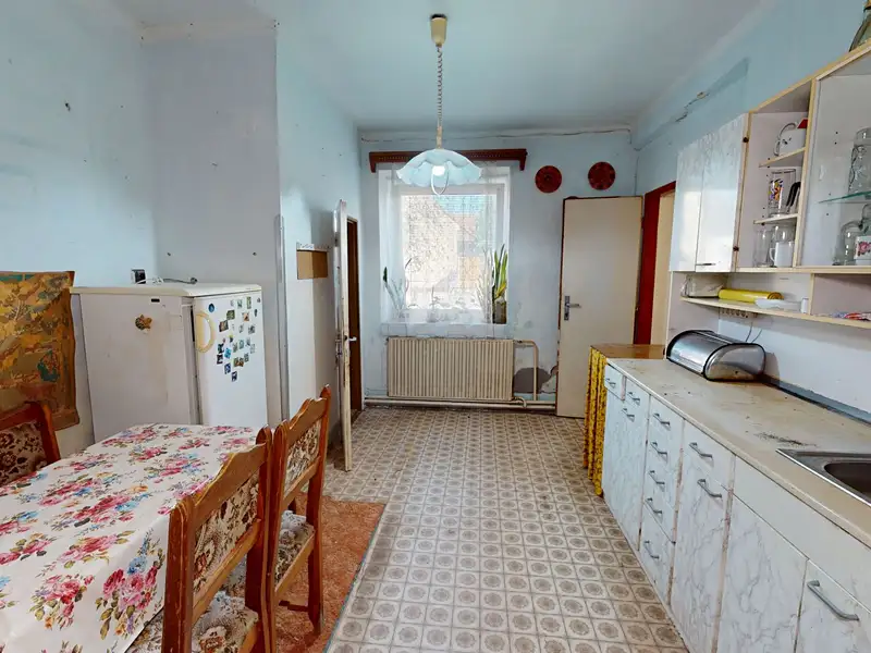 Prodej rodinného domu 164 m², pozemek 1154 m², Lázně Bohdaneč – náhled fotky 3