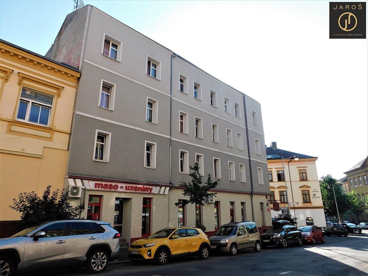 Prodej činžovního domu 885 m² – fotografie 2