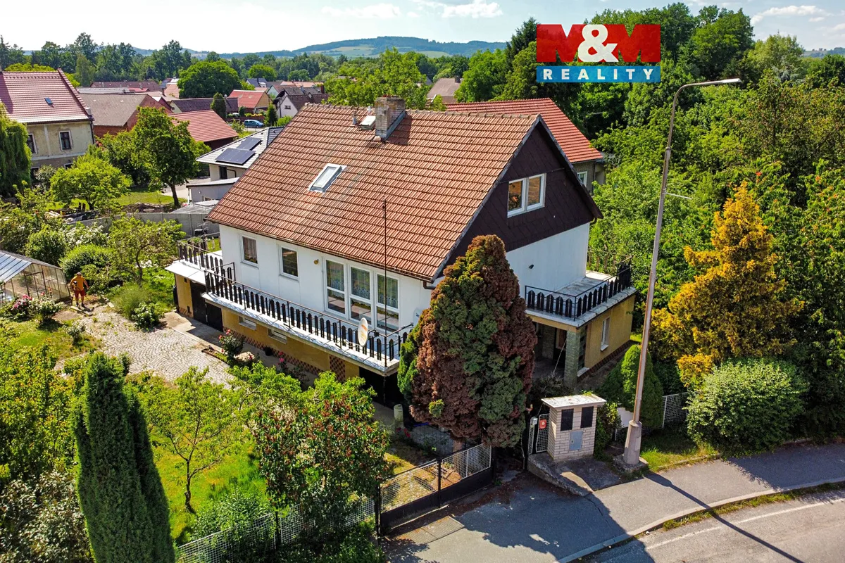 Prodej rodinného domu 226 m², pozemek 980 m², Rohozenská