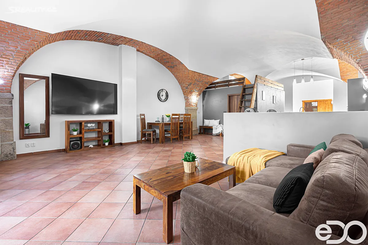 Prodej bytu 1+kk 103 m², Škvorec