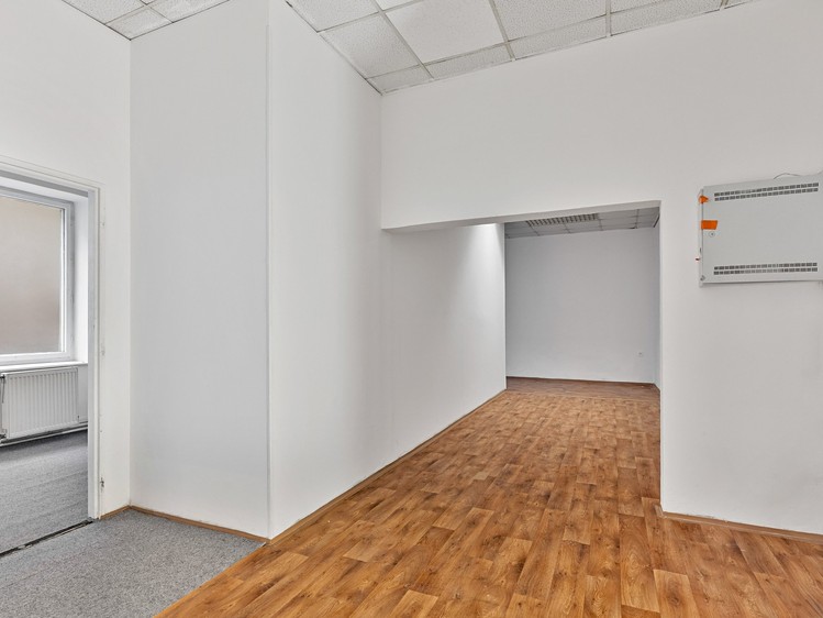 Комерційне приміщення на продаж, 122 м² (20 з 29)