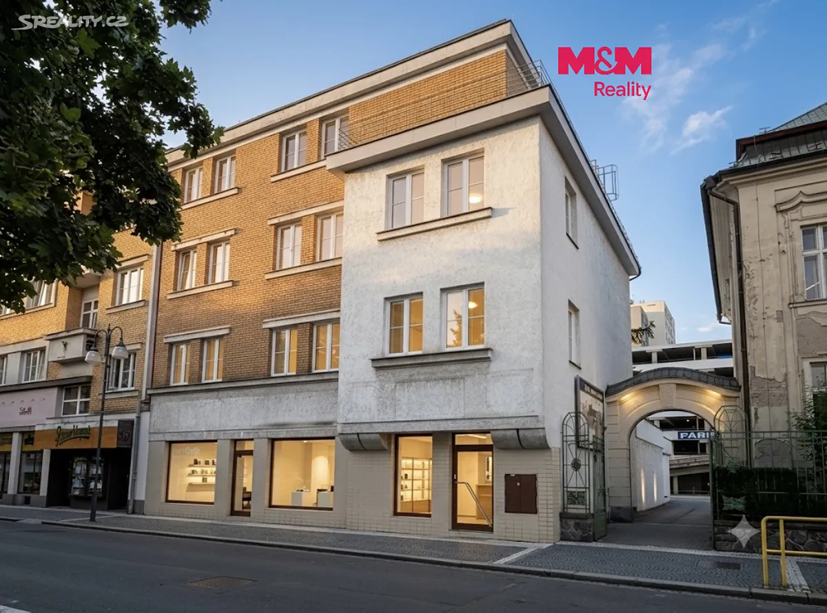 Pronájem obchodního prostoru 130 m², Smetanovo náměstí