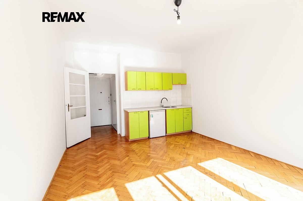 Pronájem bytu 1+kk 26 m²