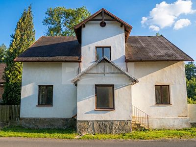 Prodej rodinného domu 250 m², pozemek 1105 m²