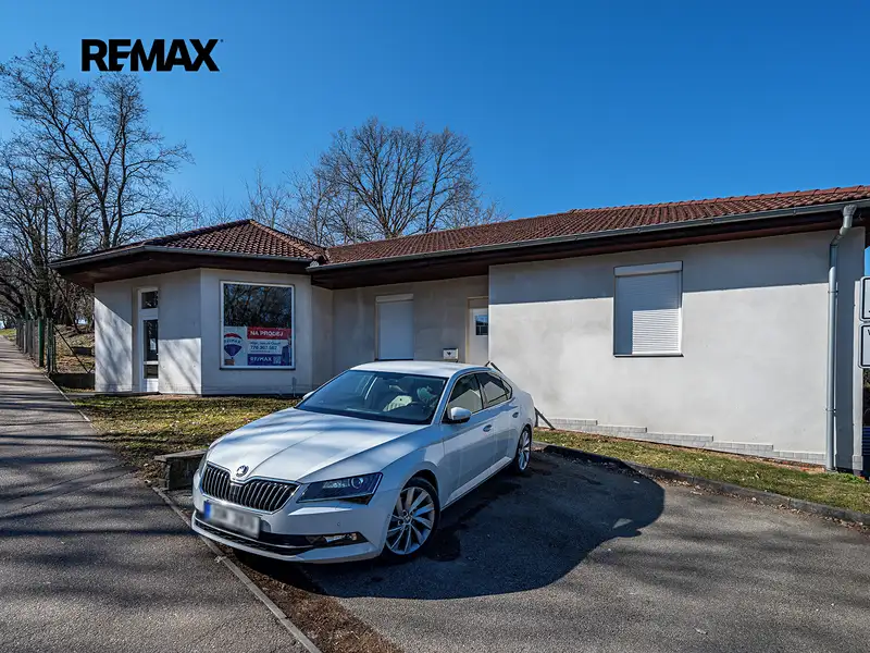 Prodej rodinného domu 227 m², pozemek 749 m², Benešov – náhled fotky 2