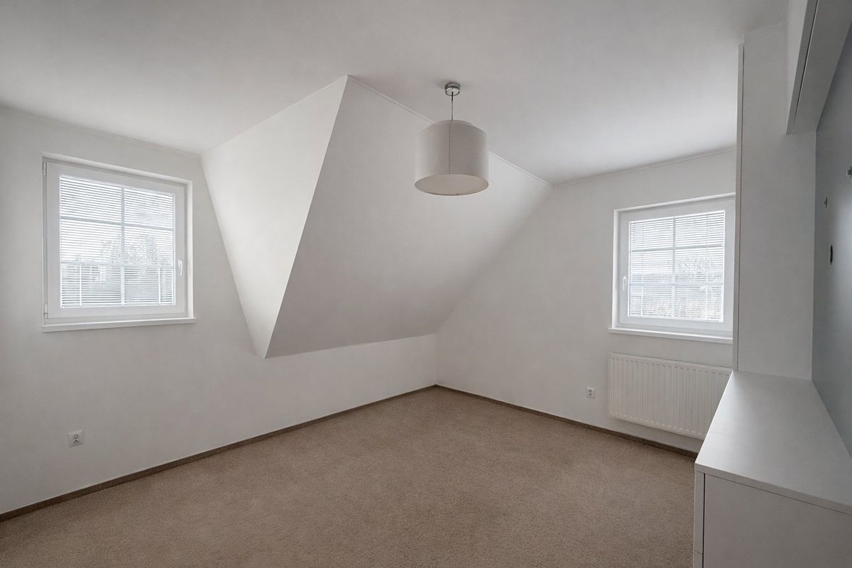 Pronájem rodinného domu 116 m², pozemek 948 m² – fotografie 5