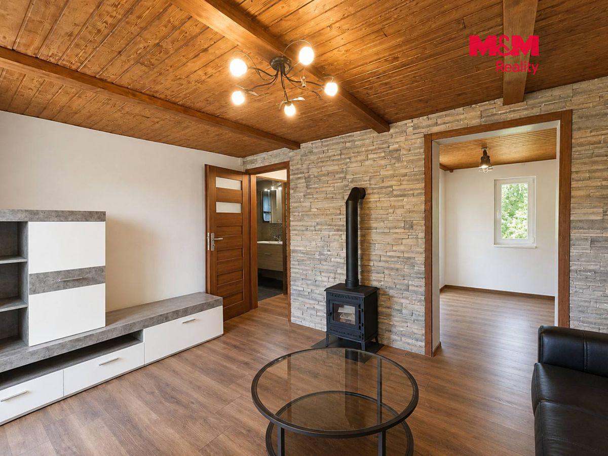 Prodej chaty 50 m², pozemek 396 m² – fotografie 2