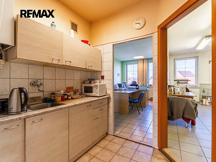 Комерційне приміщення на продаж, 1 263 м² (17 з 34)