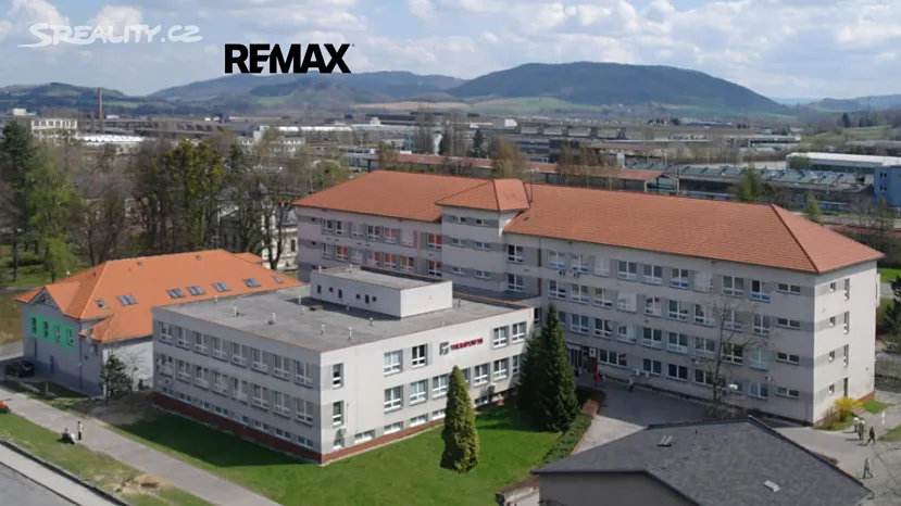 Pronájem ordinace 35 m², Štefánikova