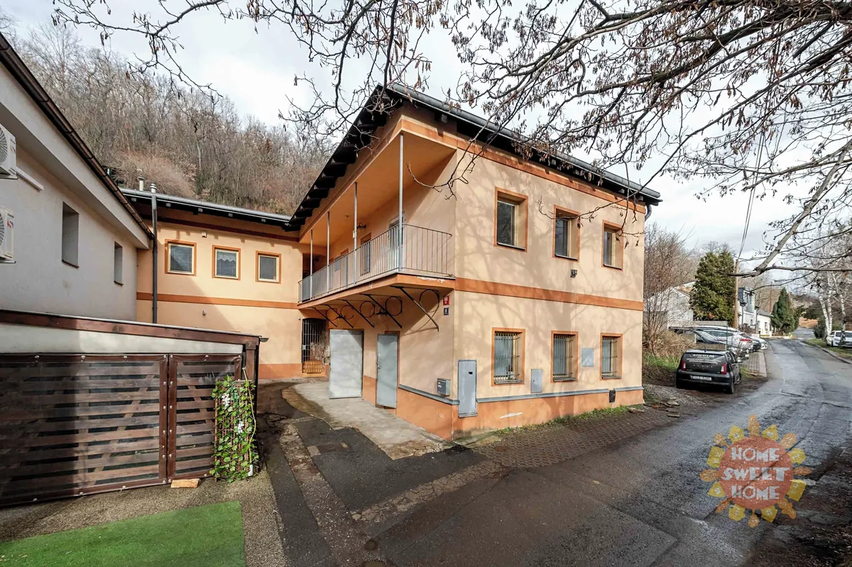Prodej stavebního pozemku 518 m²