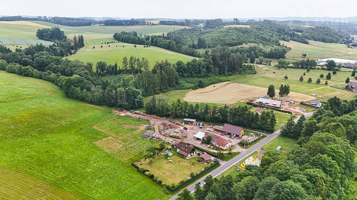 Prodej stavebního pozemku 1285 m² – fotografie 2
