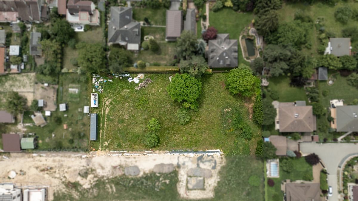 Prodej stavebního pozemku 1000 m²