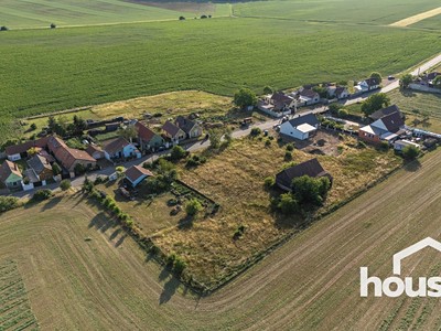 Prodej  stavebního pozemku 2 936 m²