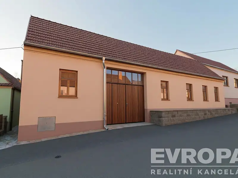 Prodej rodinného domu 120 m², pozemek 327 m², Břeclav – náhled fotky 3