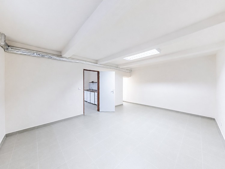 Prodej komerčního prostoru, 48 m² (9 z 13)