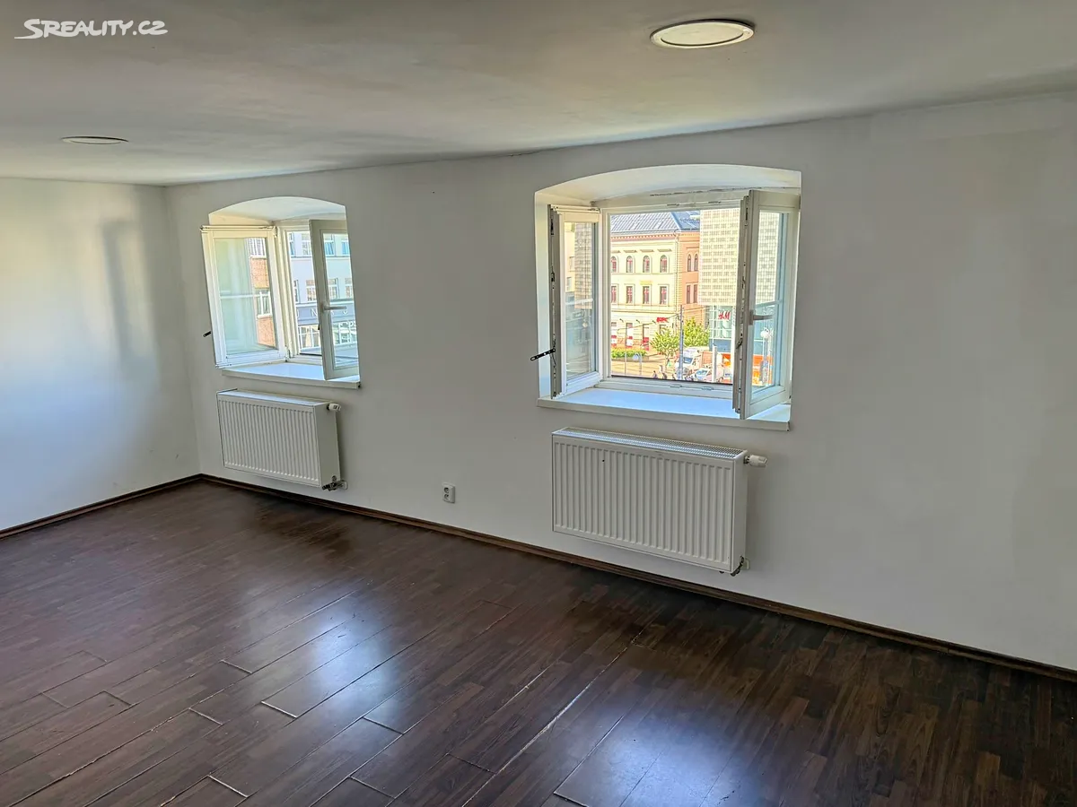 Pronájem bytu 2+kk 52 m² – pohled 4