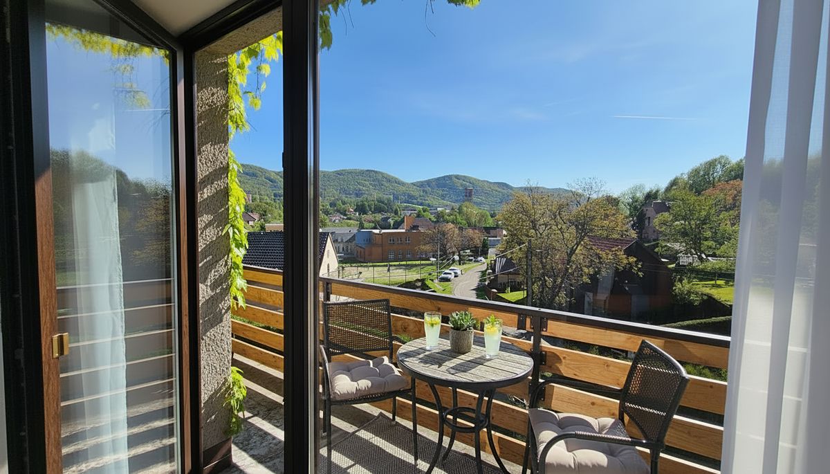 Prodej rodinného domu 288 m², pozemek 1100 m² – fotografie 3