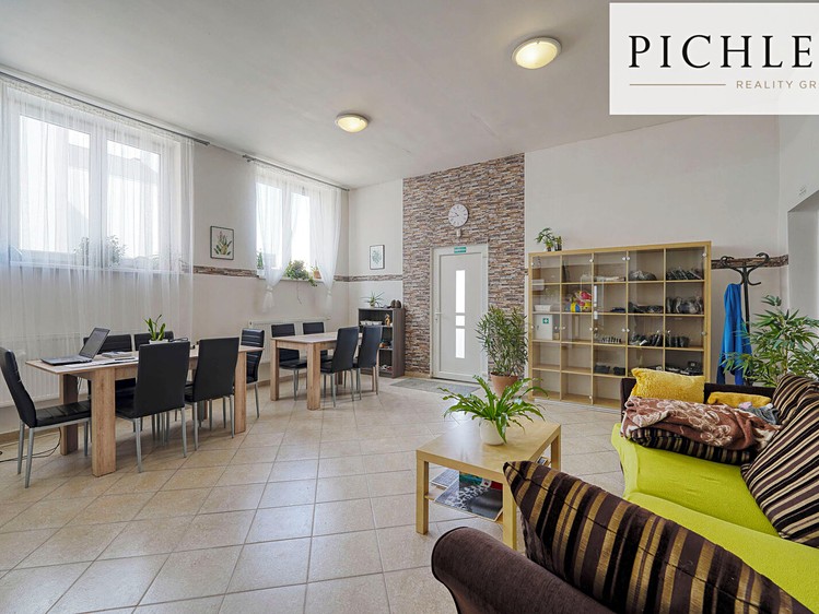 Комерційне приміщення в оренду, 1 396 м² (6 з 27)