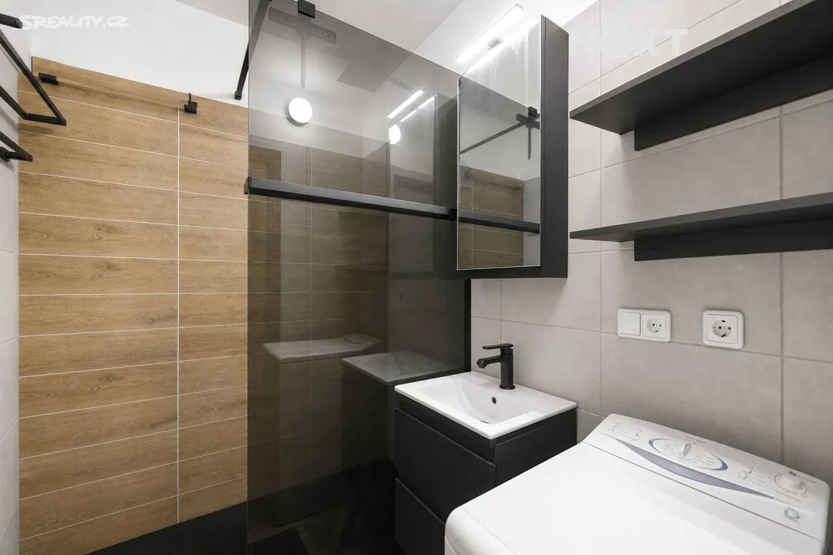 Prodej bytu 4+1 70 m² – další