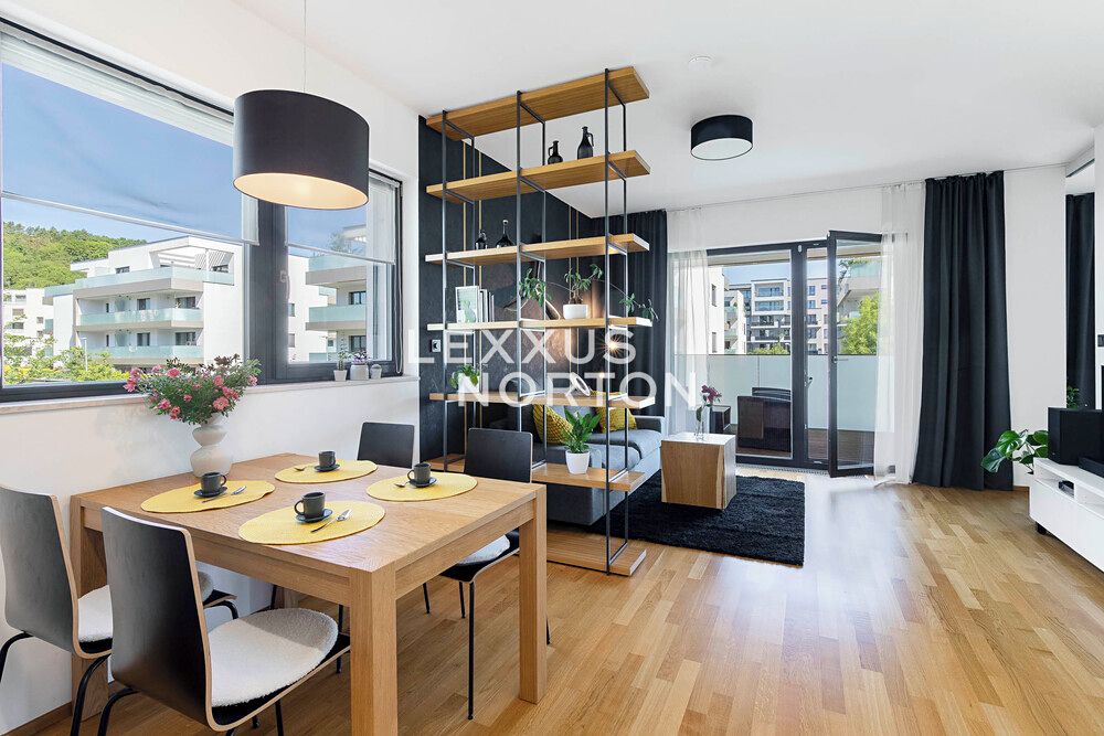 Pronájem bytu 2+kk 58 m²
