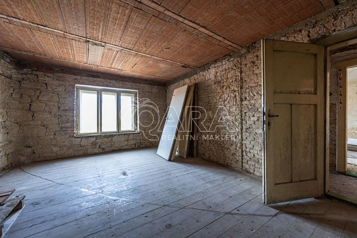 Prodej rodinného domu 175 m², pozemek 422 m² – fotografie 5