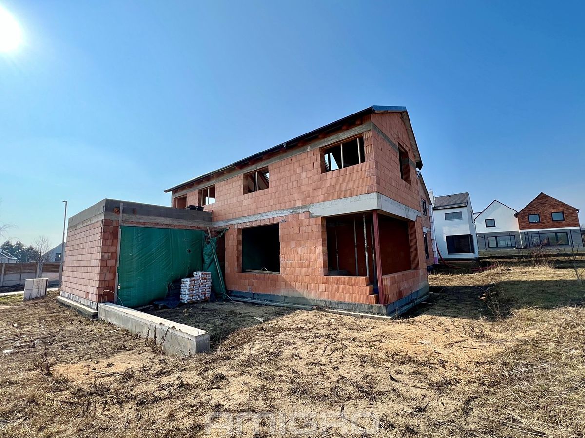 Prodej rodinného domu 141 m², pozemek 364 m² – fotografie 4