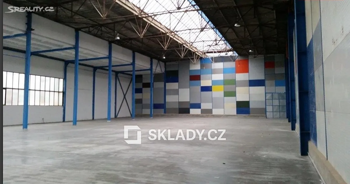 Pronájem skladového prostoru 1500 m² - More