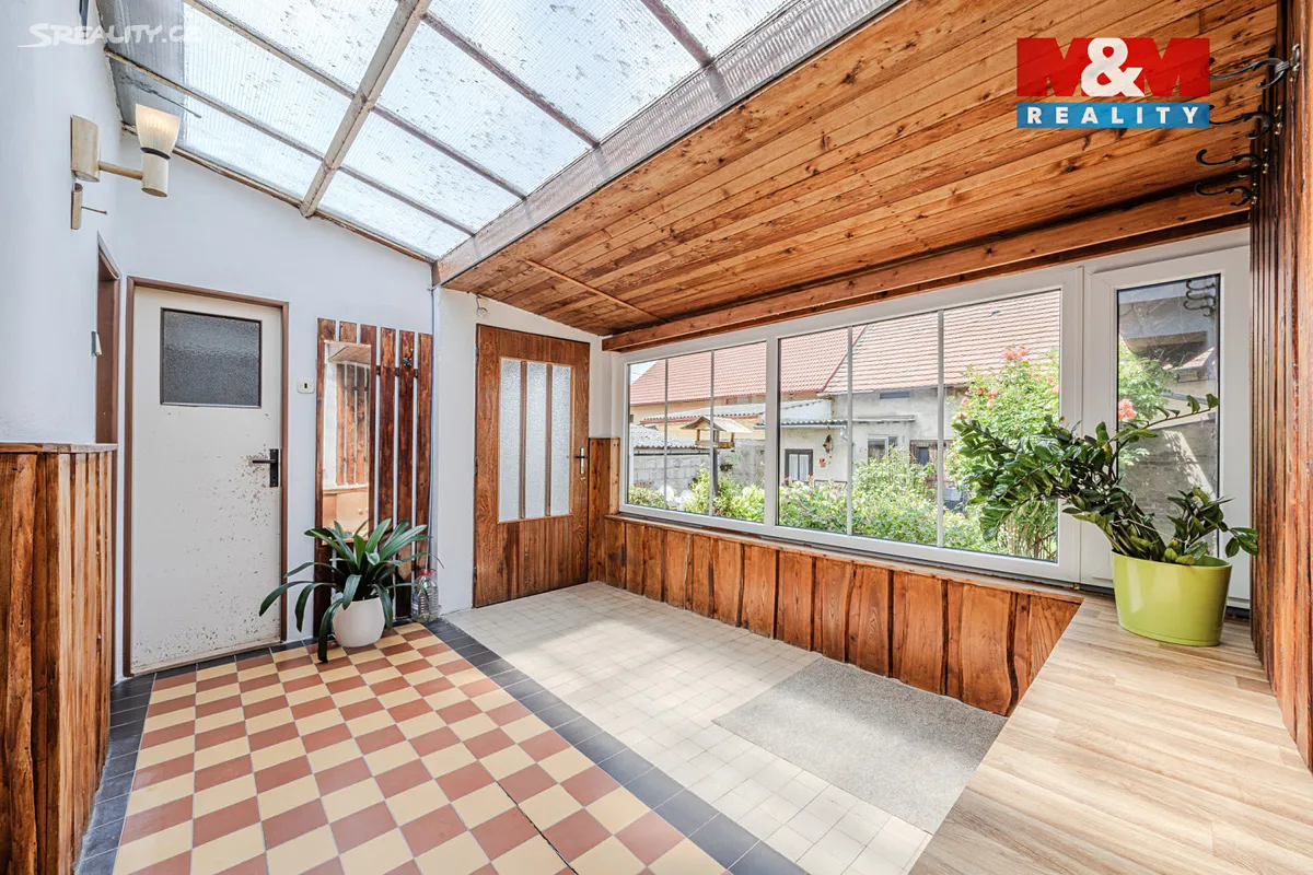 Prodej rodinného domu 159 m², pozemek 1306 m² – pohled 3