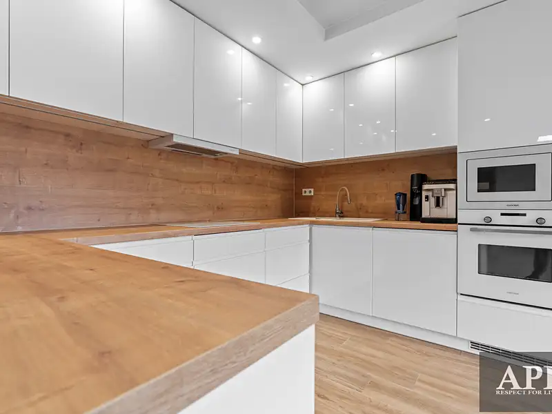 Prodej rodinného domu 228 m², pozemek 957 m², Pašovice – náhled fotky 3