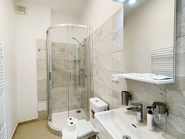 Prodej komerčního prostoru, 63 m² (8 z 12)