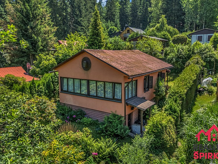Prodej domu, 77 m² (2 z 23)