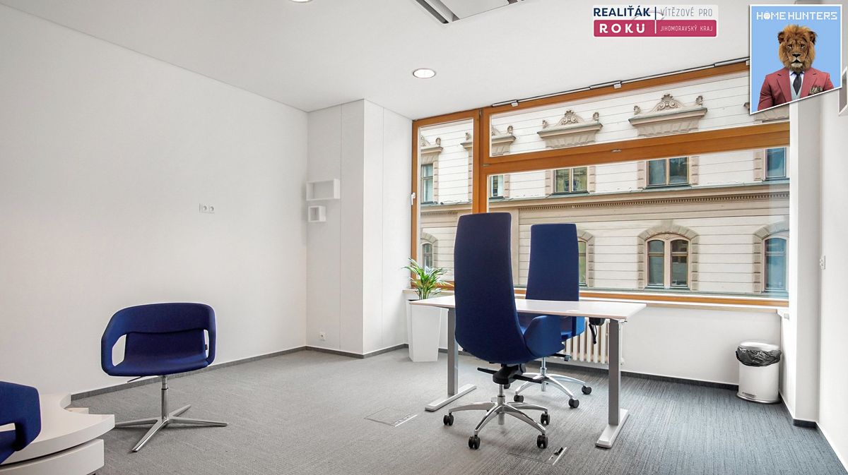 Pronájem kanceláře 287 m² – fotografie 3