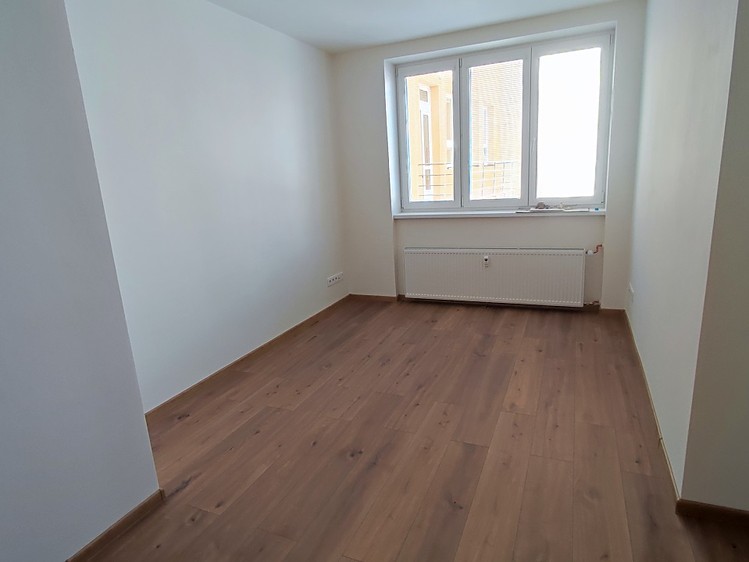 Gewerbefläche zum Kauf, 86 m² (2 von 28)