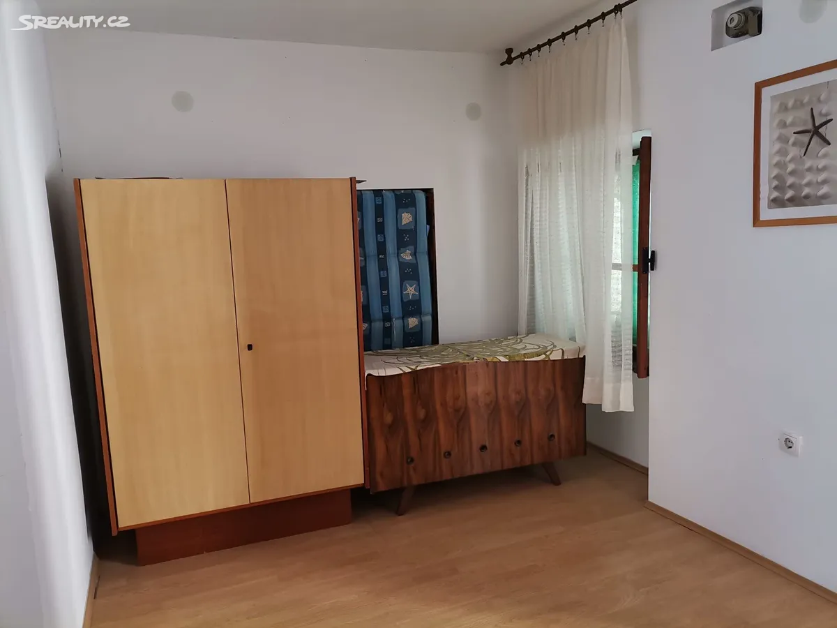 Prodej rodinného domu 147 m², pozemek 22 m² - Więcej