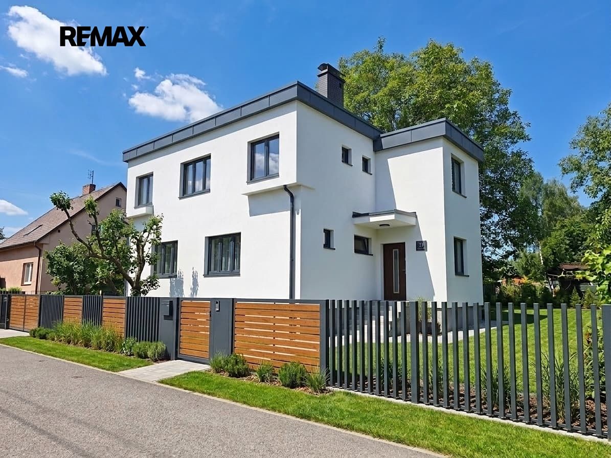 Prodej rodinného domu 144 m², pozemek 593 m² – fotografie 4