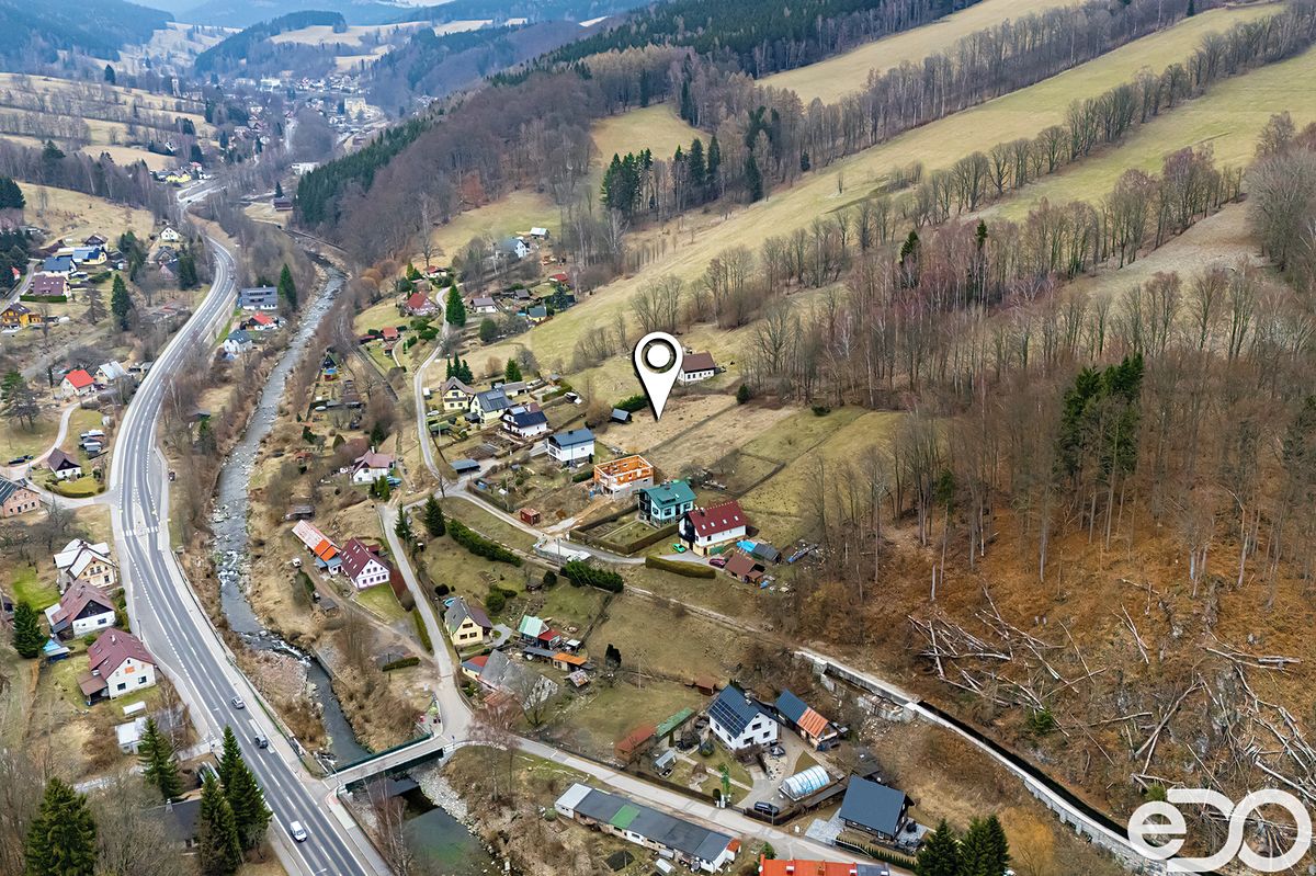 Prodej stavebního pozemku 1252 m² – fotografie 2