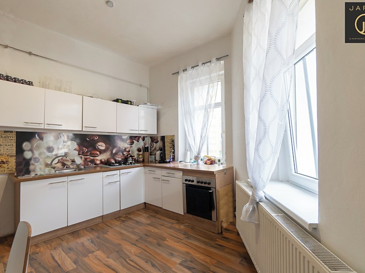 Комерційне приміщення на продаж, 885 м² (13 з 13)