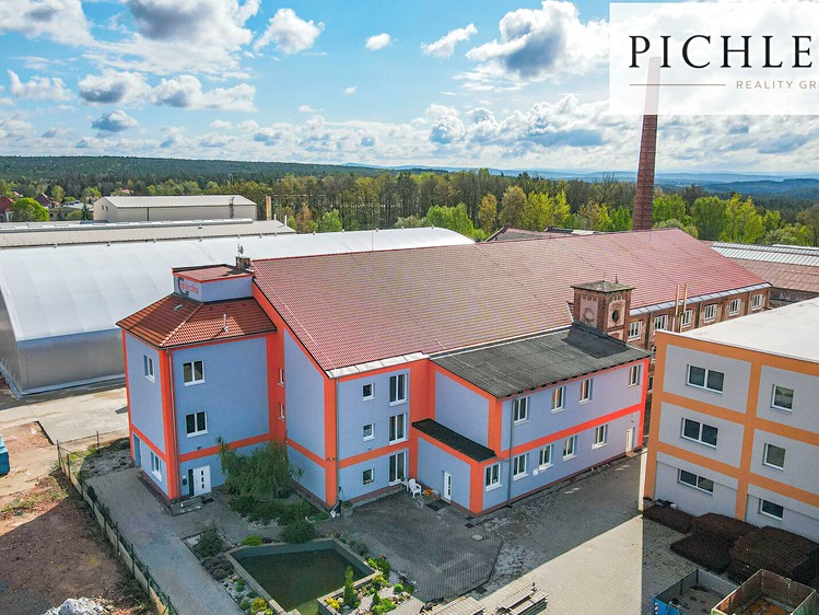 Pronájem komerčního prostoru, 3 000 m² (1 z 27)