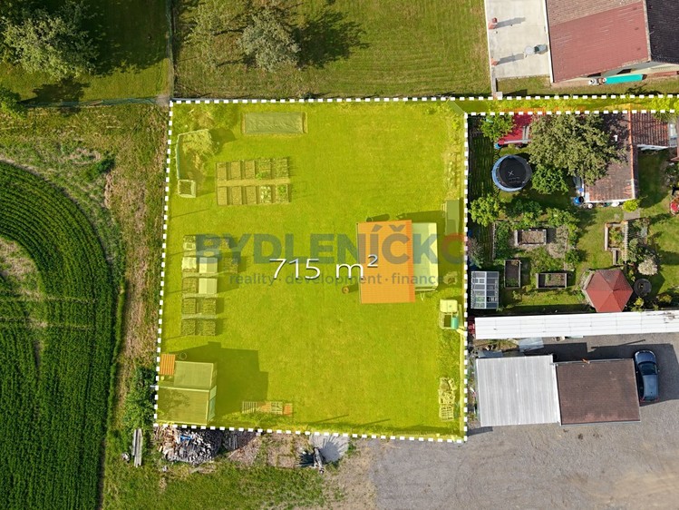 Prodej pozemku, 715 m² (3 z 12)