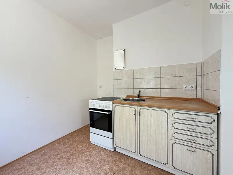 Prodej bytu 3+1 55 m², Osek – náhled fotky 2