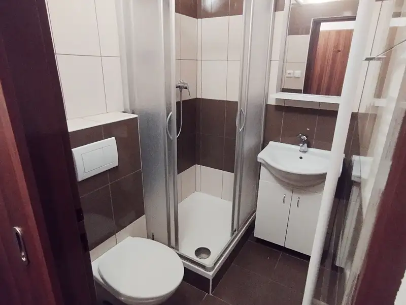 Pronájem bytu pokoje 20 m², Turnov – náhled fotky 2