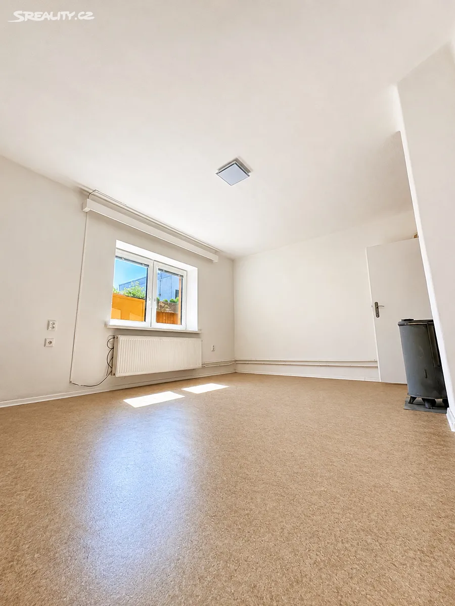 Prodej rodinného domu 70 m², pozemek 542 m² – pohled 6