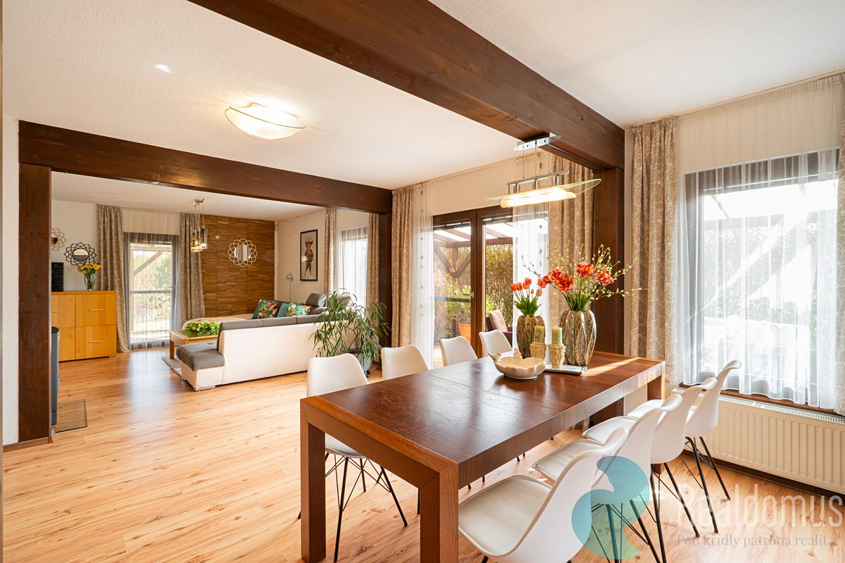 Prodej rodinného domu 146 m², pozemek 702 m² – fotografie 4
