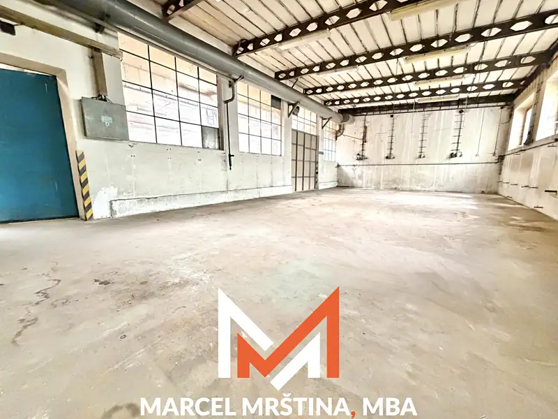 Pronájem skladového prostoru 785 m², Červený Kostelec – náhled fotky 1