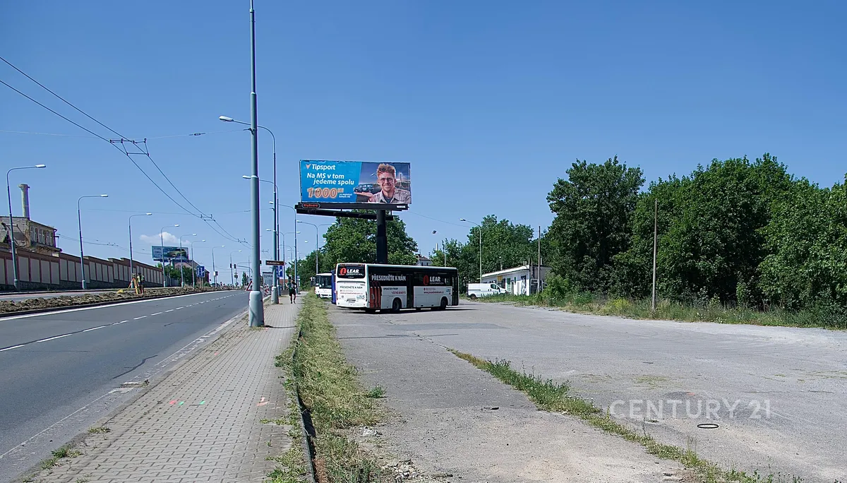 Pronájem komerční nemovitosti 278 m²