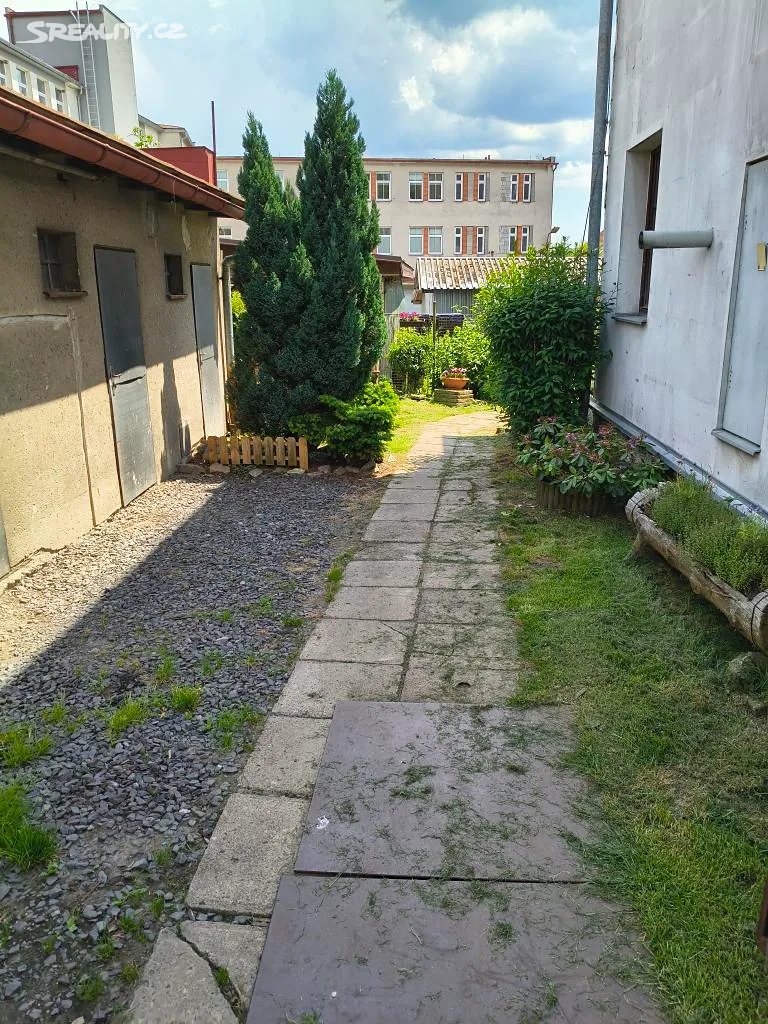 Pronájem bytu 3+1 115 m² – pohled 3