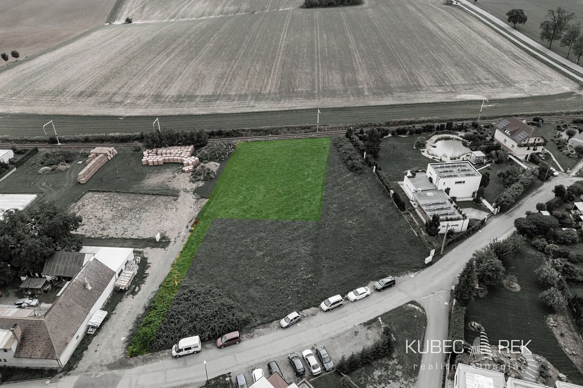 Prodej stavebního pozemku 1732 m²