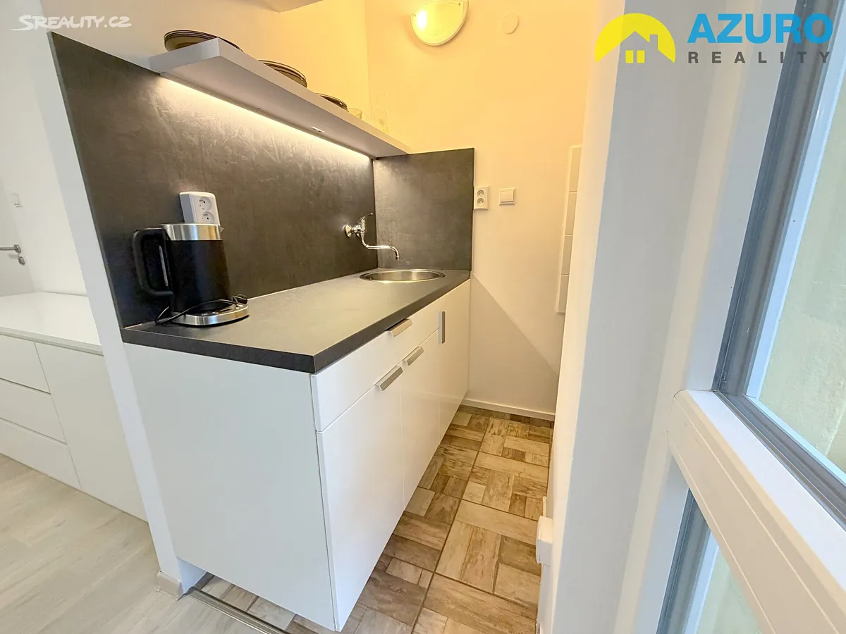 Pronájem bytu 1+kk 25 m², Přerov
