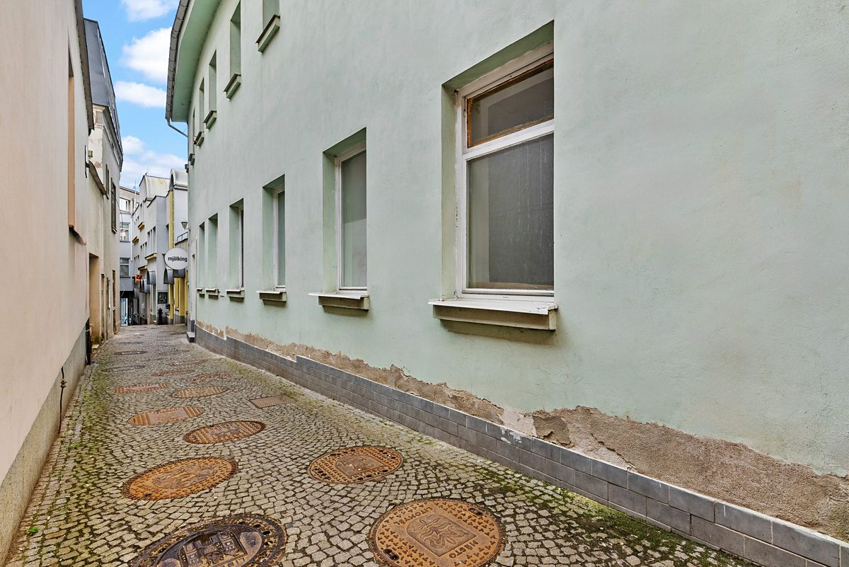 Prodej komerční nemovitosti 122 m²