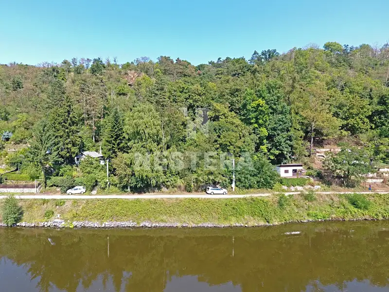Prodej stavebního pozemku 696 m², Máslovice – náhled fotky 3